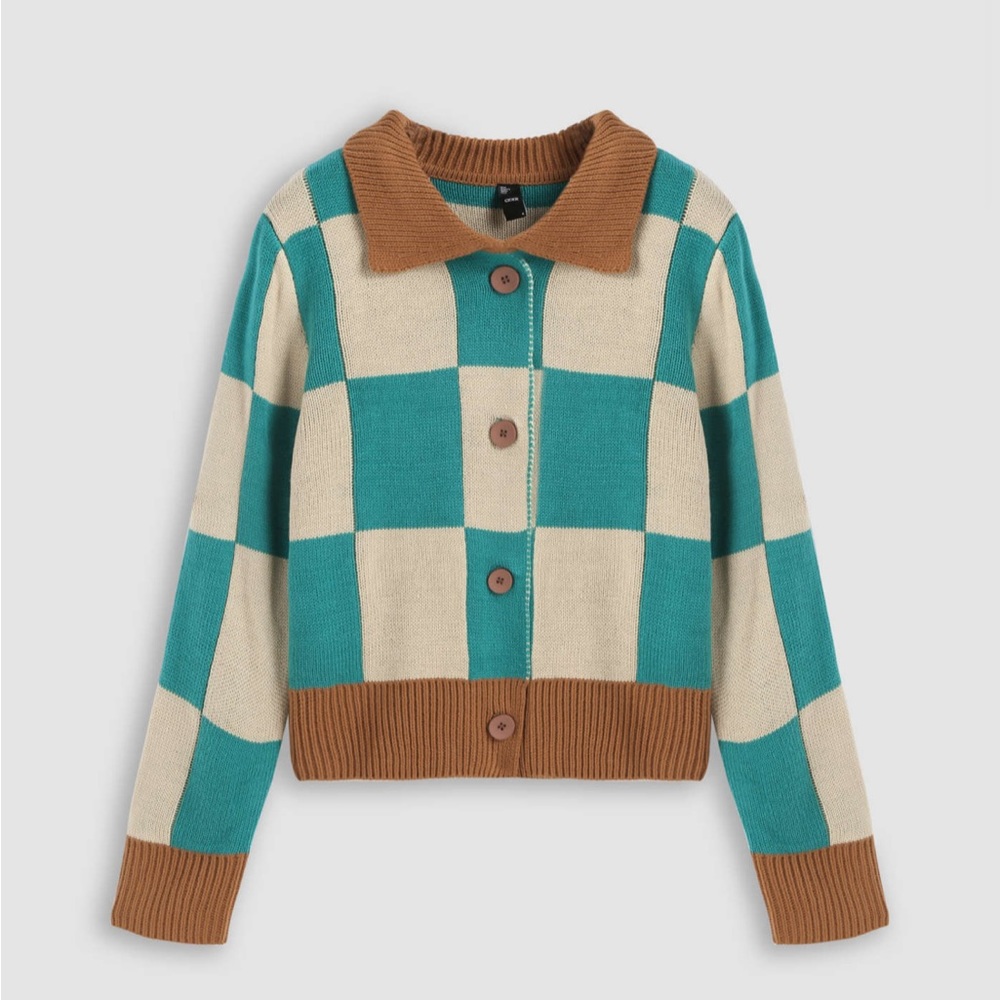 Knit sweater/cardigan